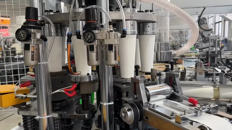 High Speed Paper Cup Making Machine 200 Cups/Min | RDZB-200 Details